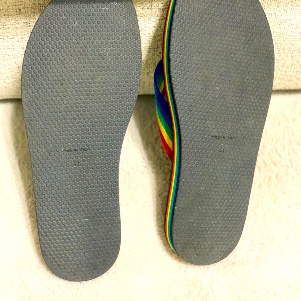 Saint Laurent Sandals Rainbow flip flops - Picture 8 of 8
